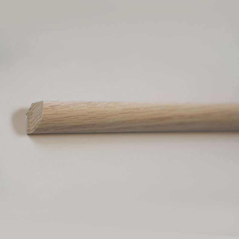 Ćwierćokrągła listwa z litego drewna (oklejona fornirem z czerwonego dębu + farba) - kolor dębu 3/5' x 3/5'