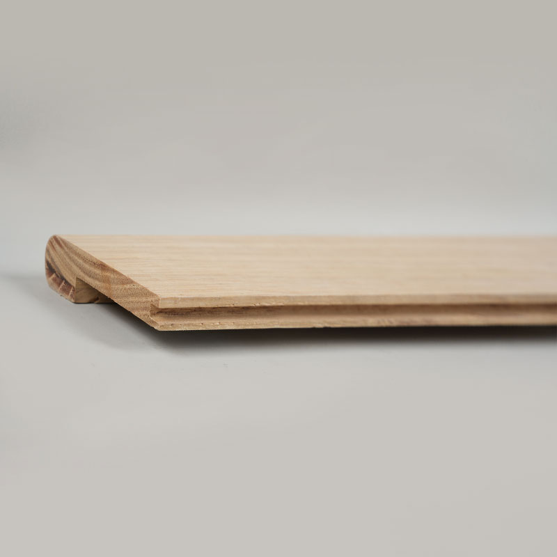 Dąb biały, całe bale, listwy schodowe (niewykończone farbą) – dąb naturalny kolor – 1/2'x2 15/16'